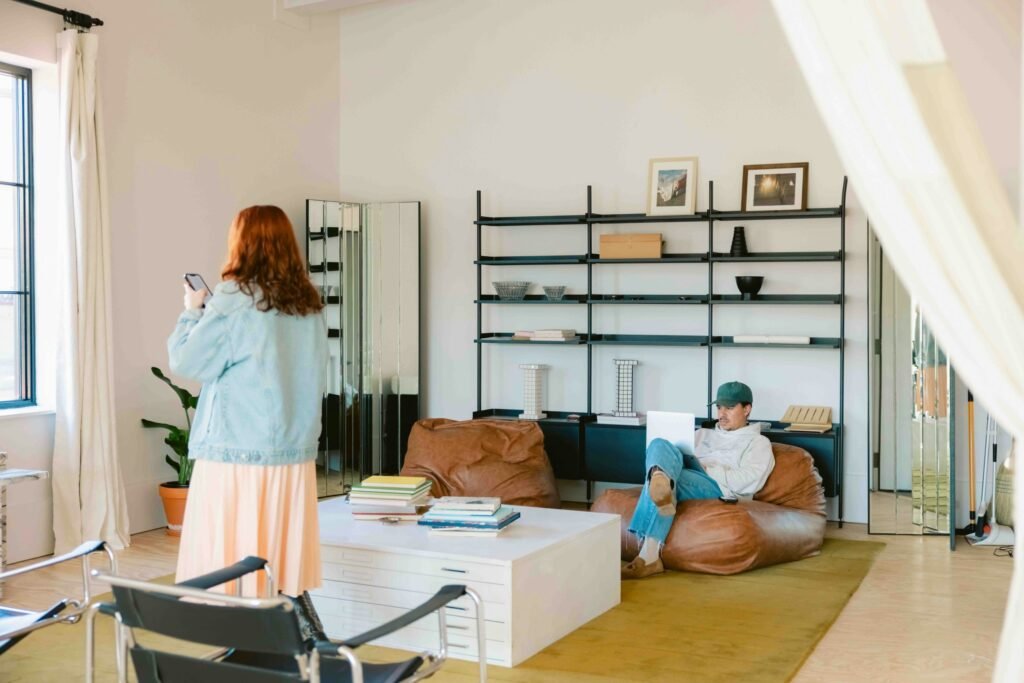 Rising Borrowing Costs Drive UK Buyers Towards ‘Move-In Ready’ Homes