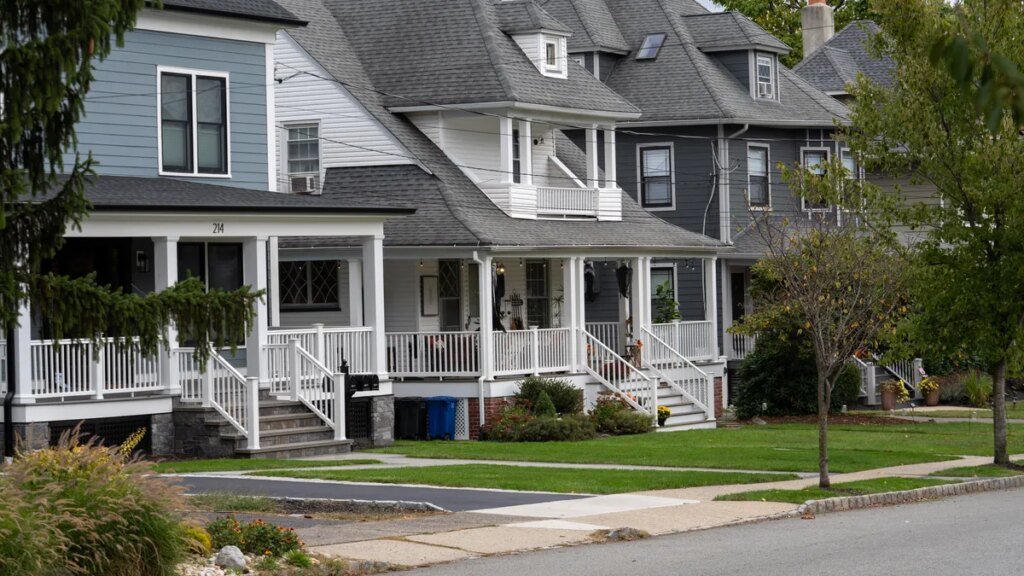 Trump proposed a 50-year mortgage. What it would mean for homebuyers