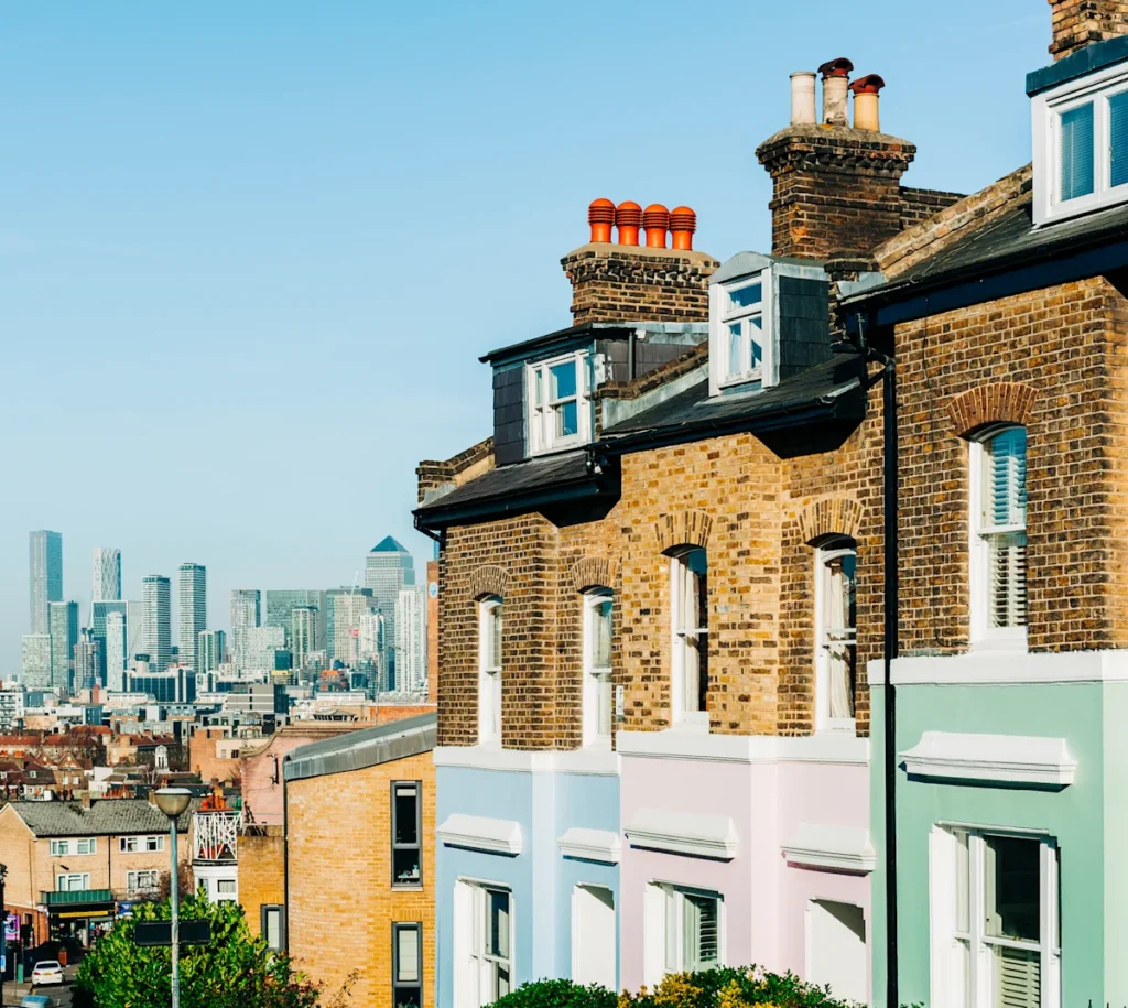 UK homes priced too high take twice as long to sell, Zoopla warns