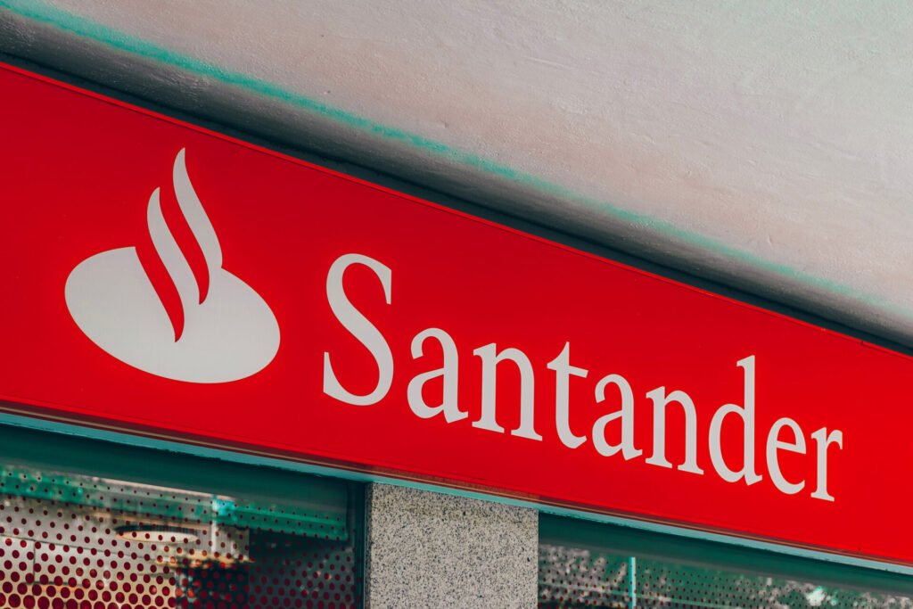 Santander cuts higher LTV mortgage rates for first-time buyers and movers – The Intermediary