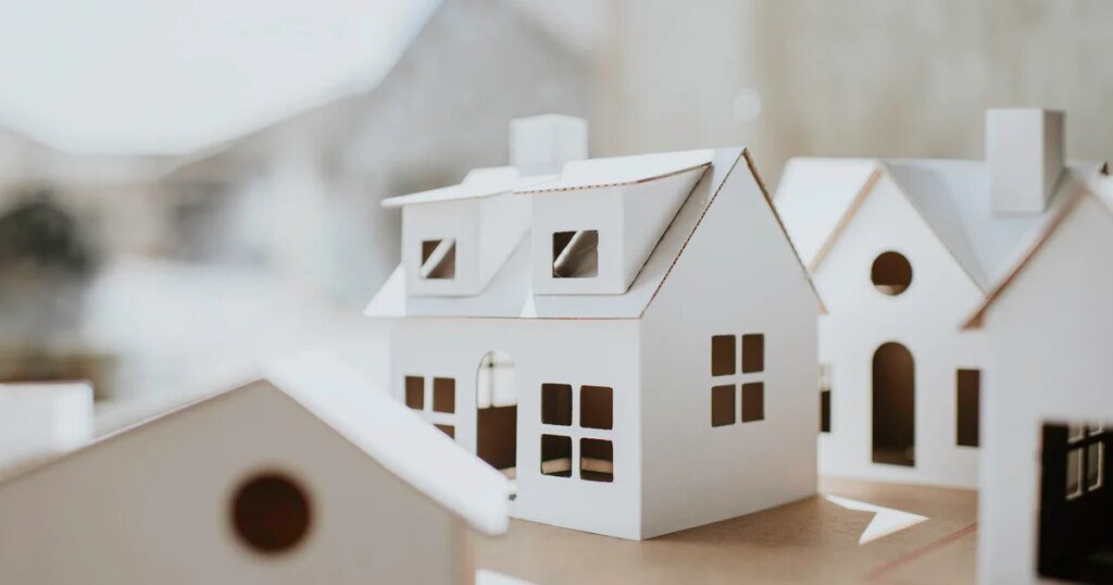 4 things mortgage lenders want homebuyers to know this April