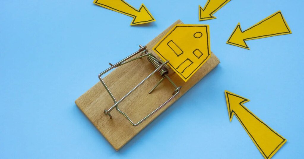 3 sneaky mortgage loan traps to avoid this spring, according to experts