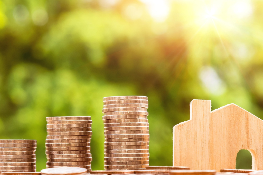 Appeninn Vagyonkezel? Holding stock (HUAPPENINN01): Real estate investment focus