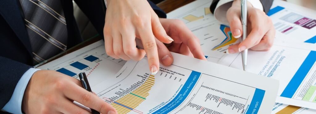 Should Income Investors Look At Marwest Apartment Real Estate Investment Trust (CVE:MAR.UN) Before Its Ex-Dividend?