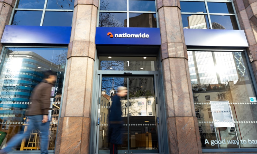 Nationwide slashes fixed mortgage rates