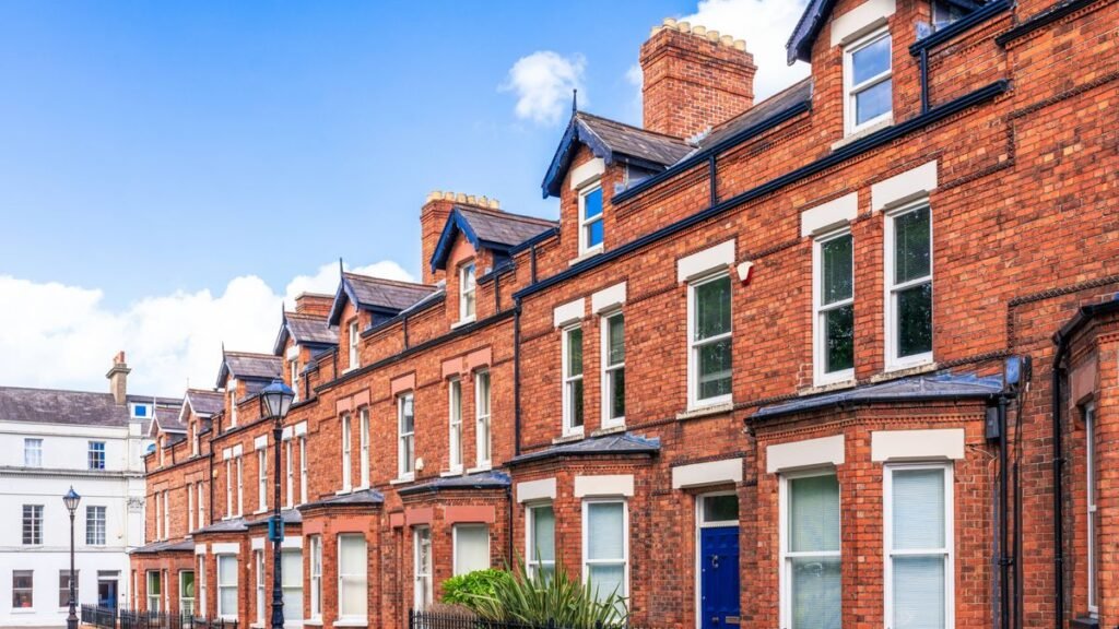 New property prices forecast issued after UK inflation update