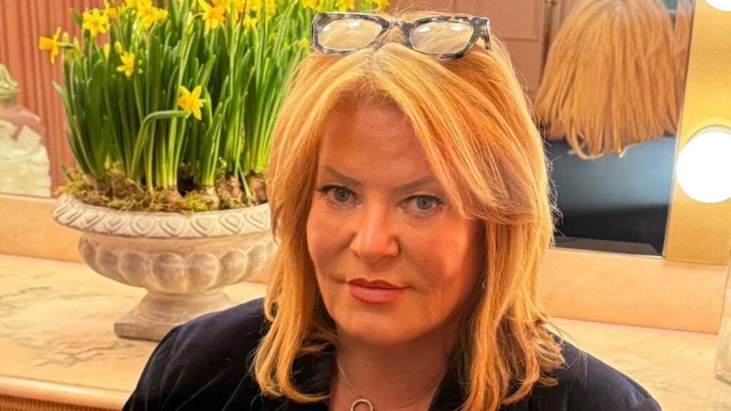 I was on Universal Credit and in debt then I used envelope method to clear mortgage