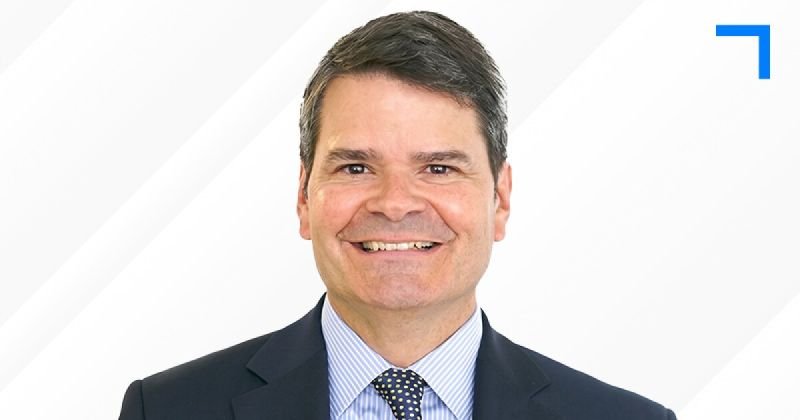 Van Hesser reviews FOMC meeting