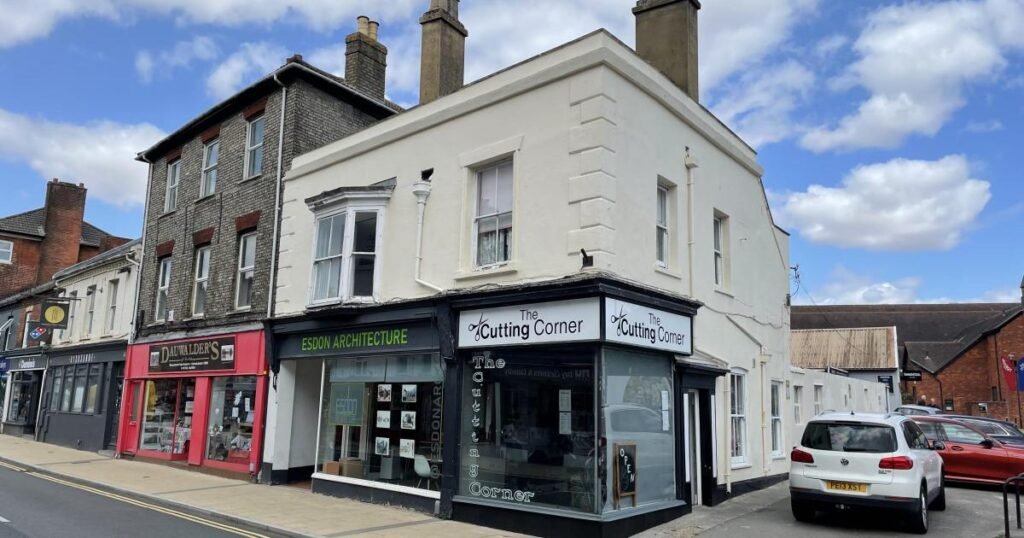 Salisbury city centre property up for sale at 475,000