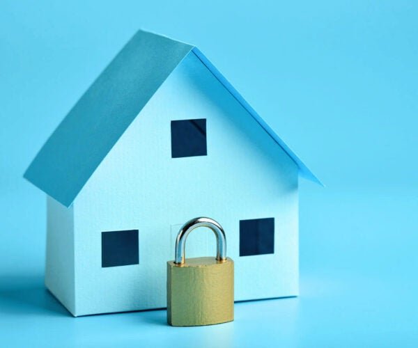 How Mortgage Lock-In Is Quietly Pushing Up House Prices