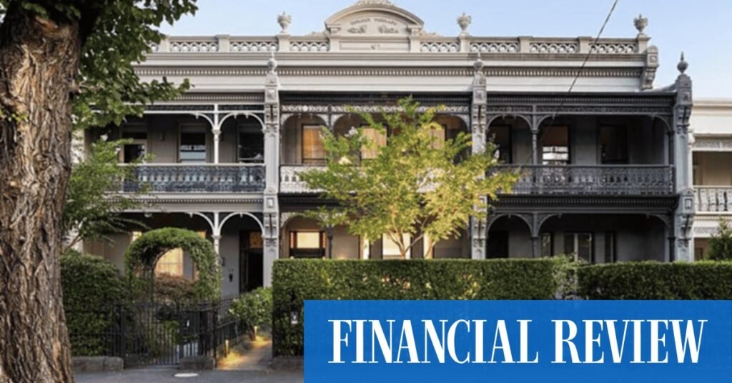 Tracey Fellows lists $13.5m Albert Park terrace with rooftop pool