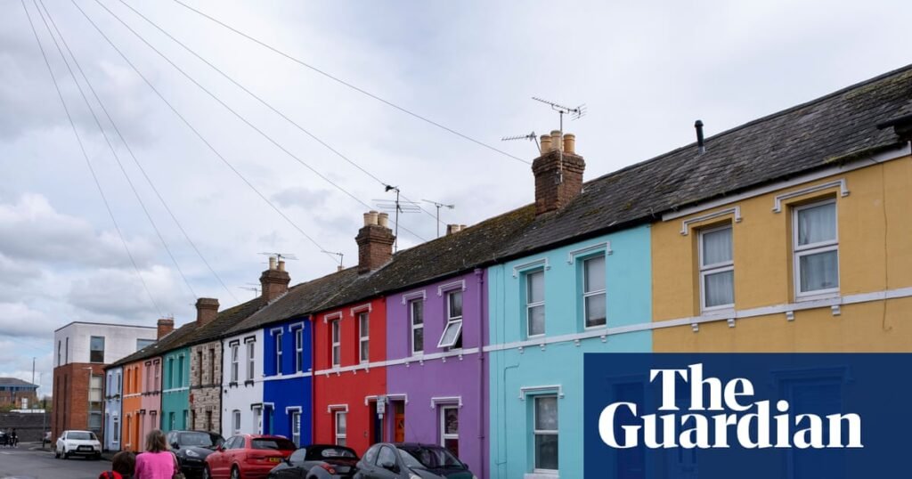 UK house prices rise for first time since start of Iran war | House prices