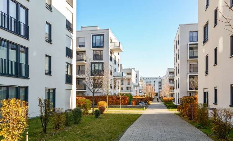 Strong increase in residential property investment activity in the second quarter | DE