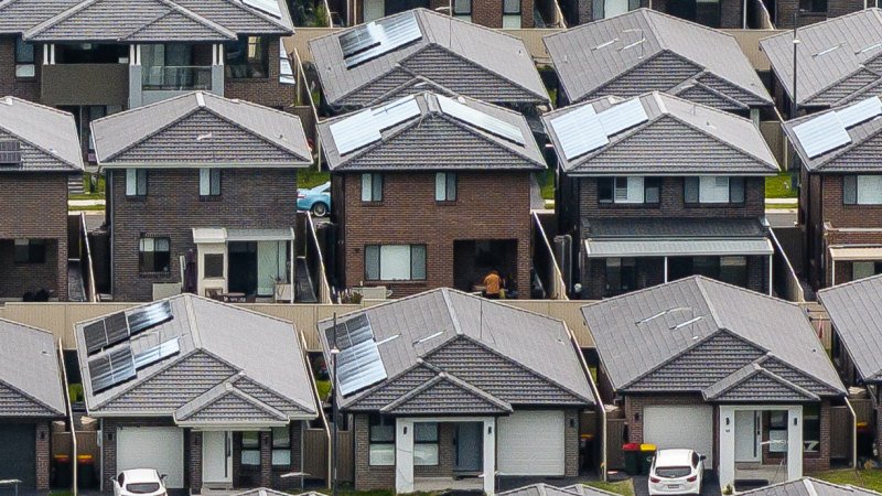 NSW property investment: Investor lending surges to $59 billion as first home buyers fall behind