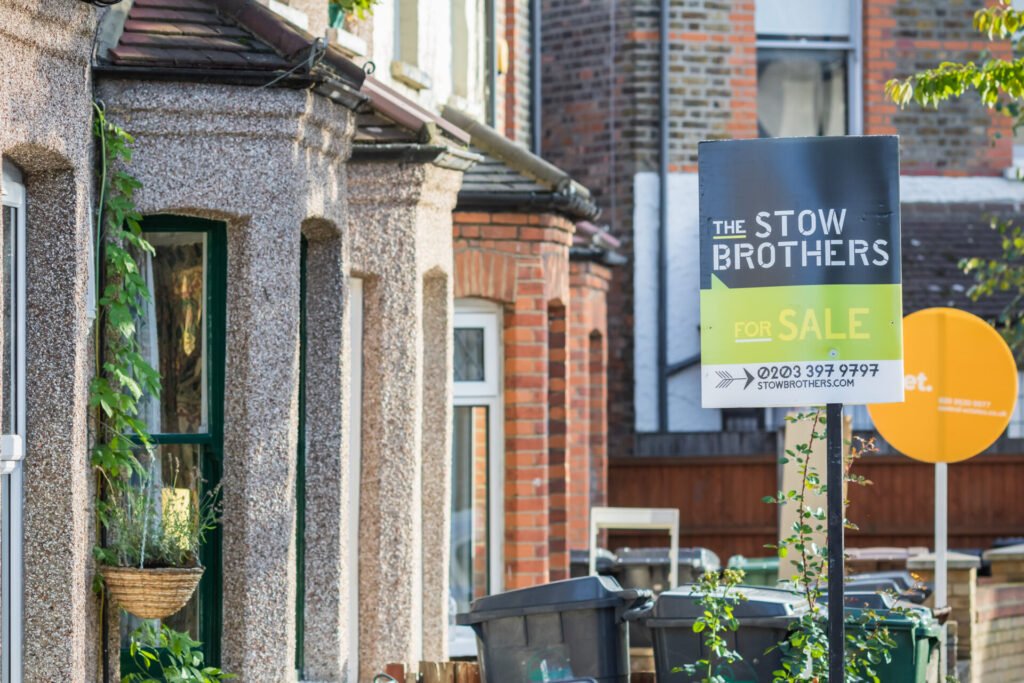 Mortgage repricing gathers pace as SONIA swaps fall below 4% – The Intermediary