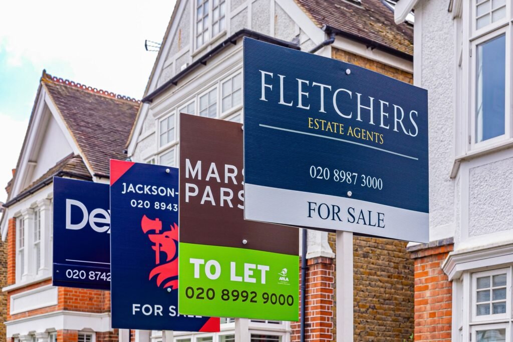 House sales falter amid mortgage jitters and political turmoil