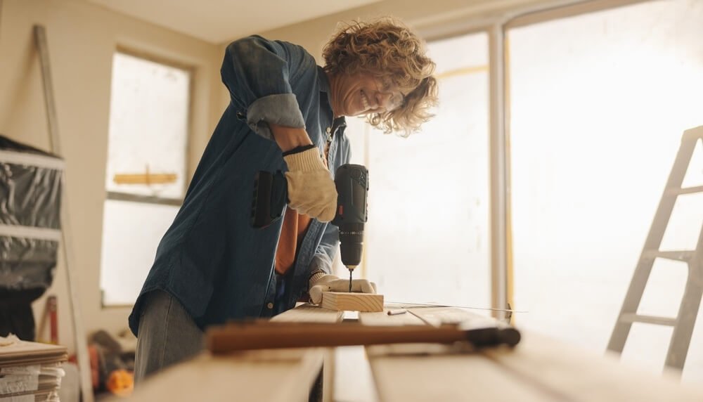 Homeowners choose to improve not move as housing market slows