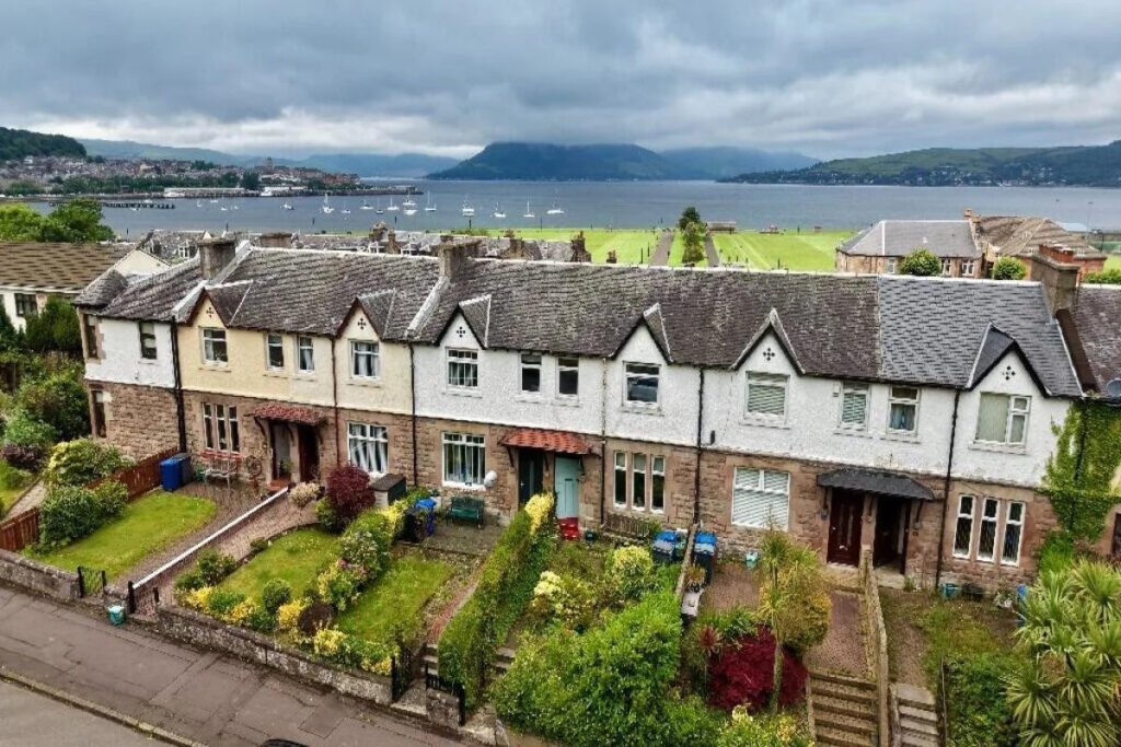 Opportunity to renovate and transform Greenock West End property