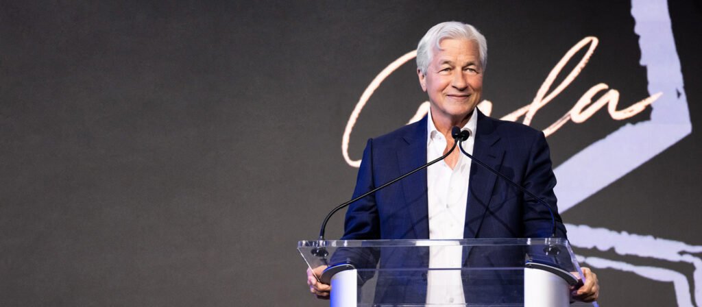 JPMorgan CEO Warns UK PM Burnham Higher Bank Taxes Could Threaten $4B HQ Plans: ‘I Would Be Very Cautious’